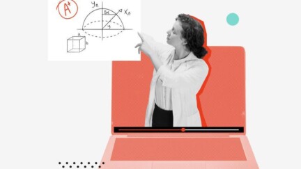 Eine Frau steht im Computer und zeigt auf eine mathematische Formel [© Lustre – stock.adobe.com]